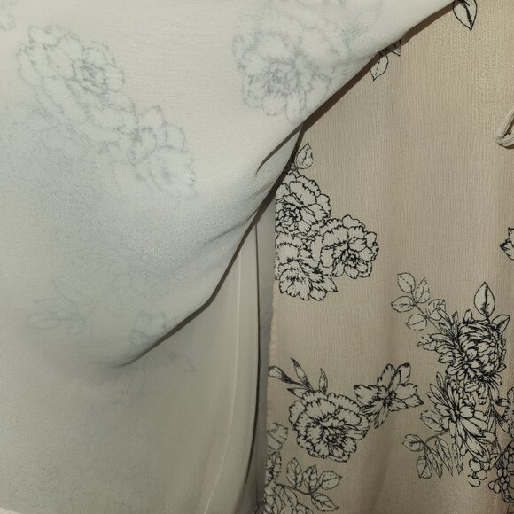 Lush Brand Floral Wrap Dress Sz XS Cream colored - Picture 9 of 12